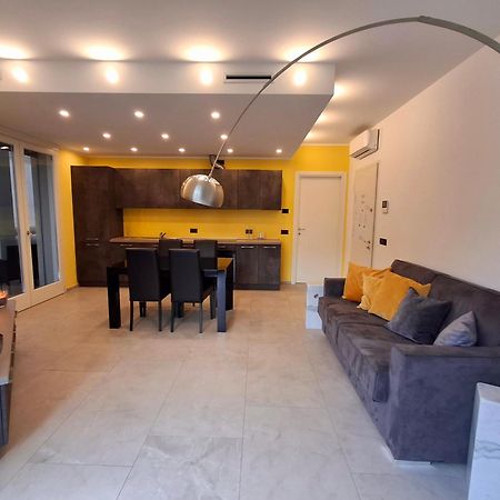Casa Di Como. المظهر الخارجي الصورة